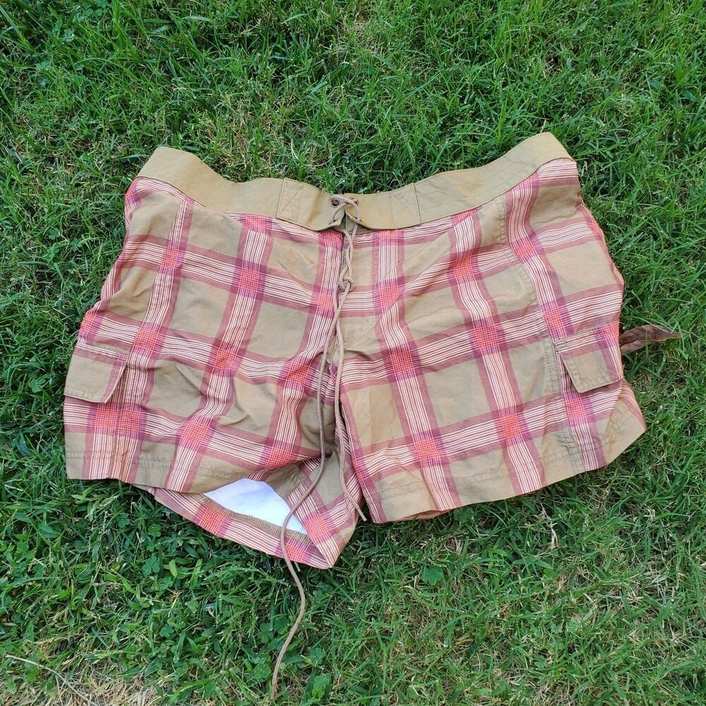 Natural Reflections Plaid Shorts Size 14